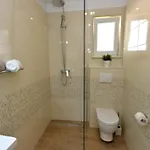 In With Sea View 度假居 马斯莱尼察