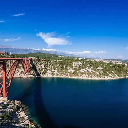 Holiday home In With Sea View Maslenica